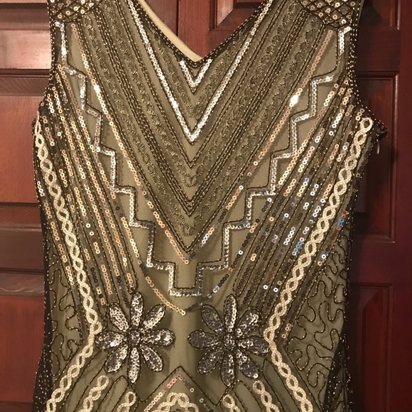 🤩 Stunning Black/Gold Sequins Dress w/Fringes - Picture 2 of 6